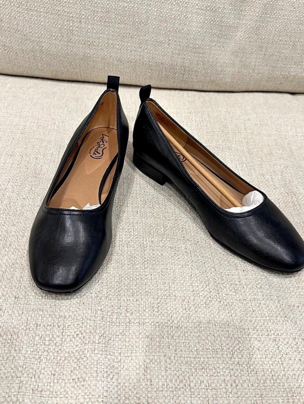 NWOT - LifeStride Black Leather Ballet Flats
